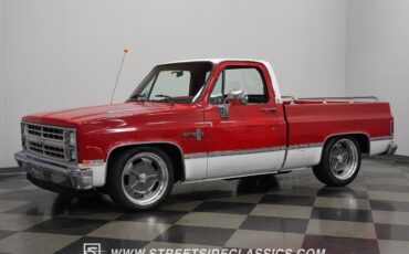 Chevrolet-C-10-Pickup-1984-7