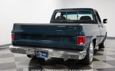 Chevrolet-C-10-Pickup-1985-11