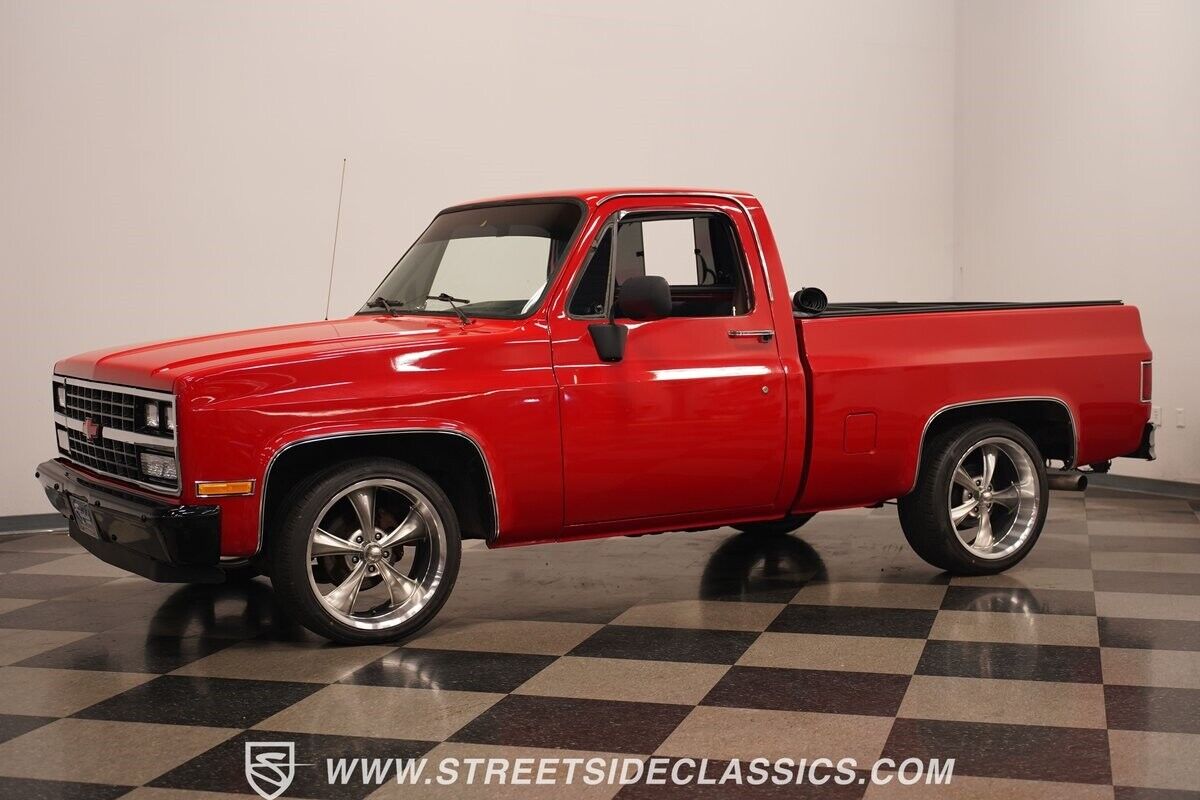 Chevrolet-C-10-Pickup-1985-8