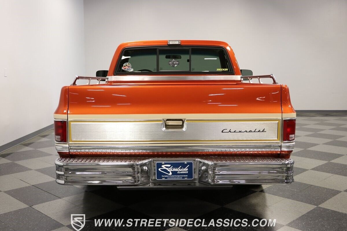 Chevrolet-C-10-Pickup-1986-11