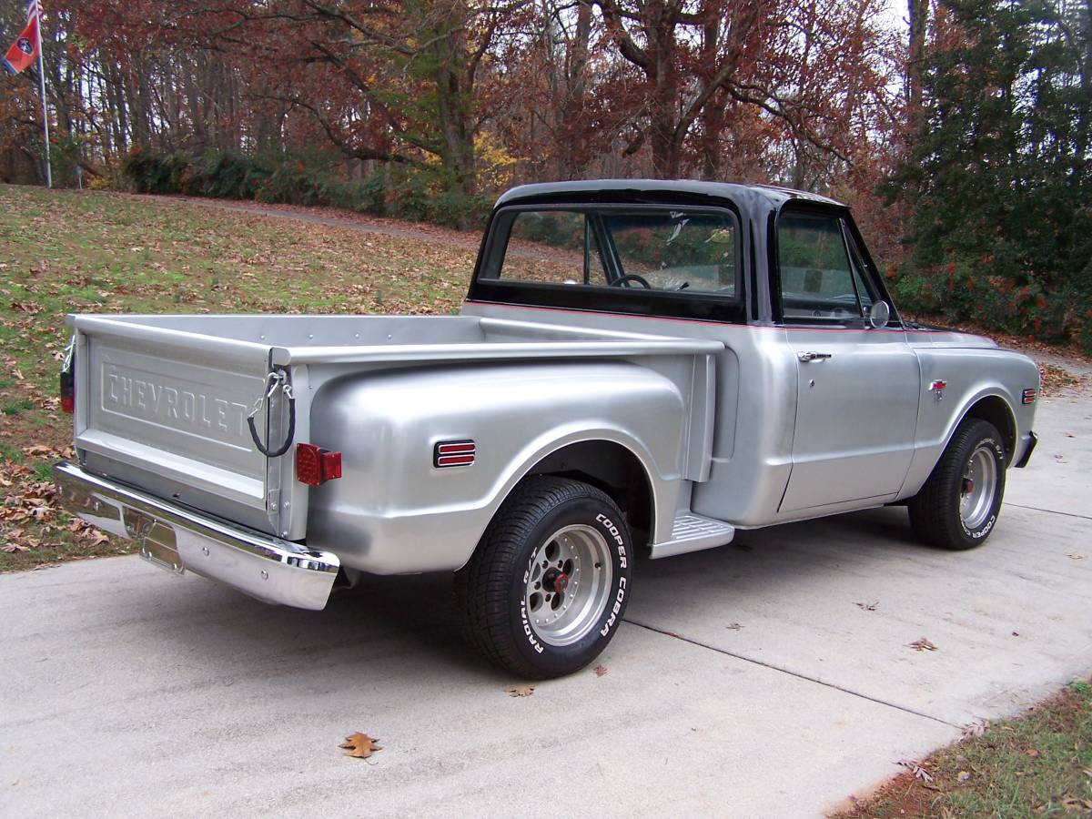 Chevrolet-C-10-pickup-1968-5