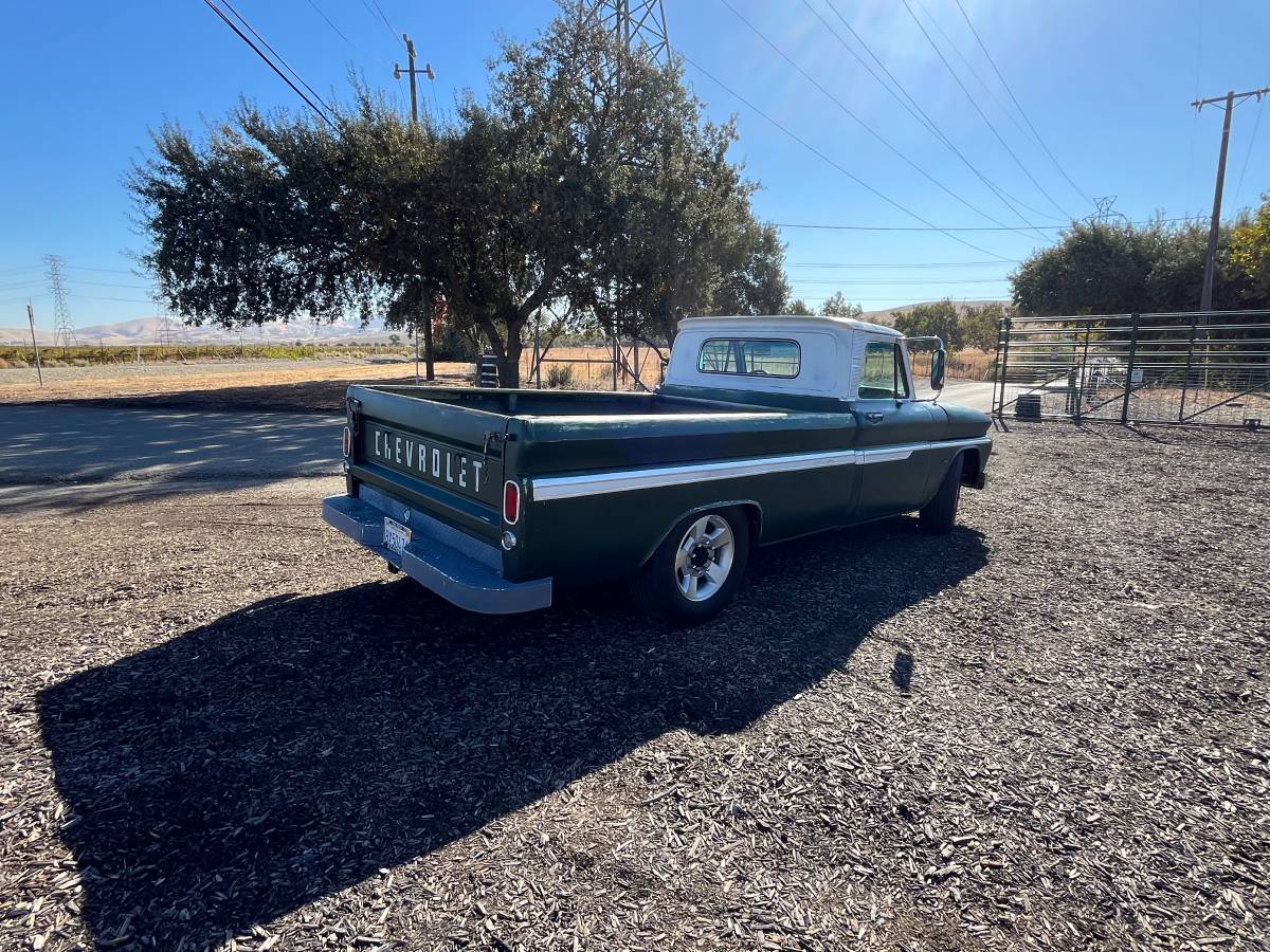 Chevrolet-C-20-1966-5