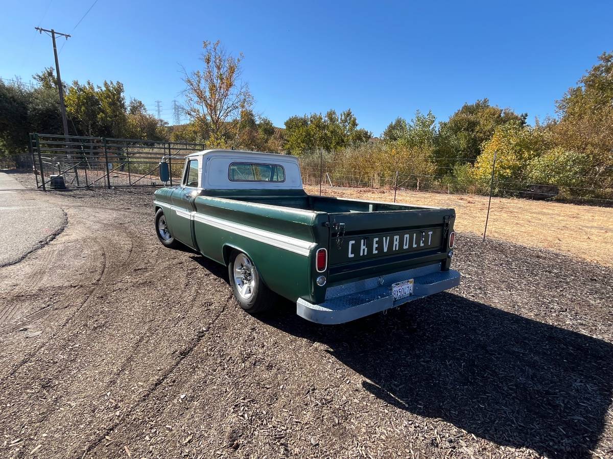 Chevrolet-C-20-1966-7