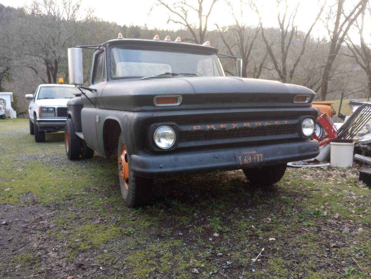 Chevrolet-C10-1966-3