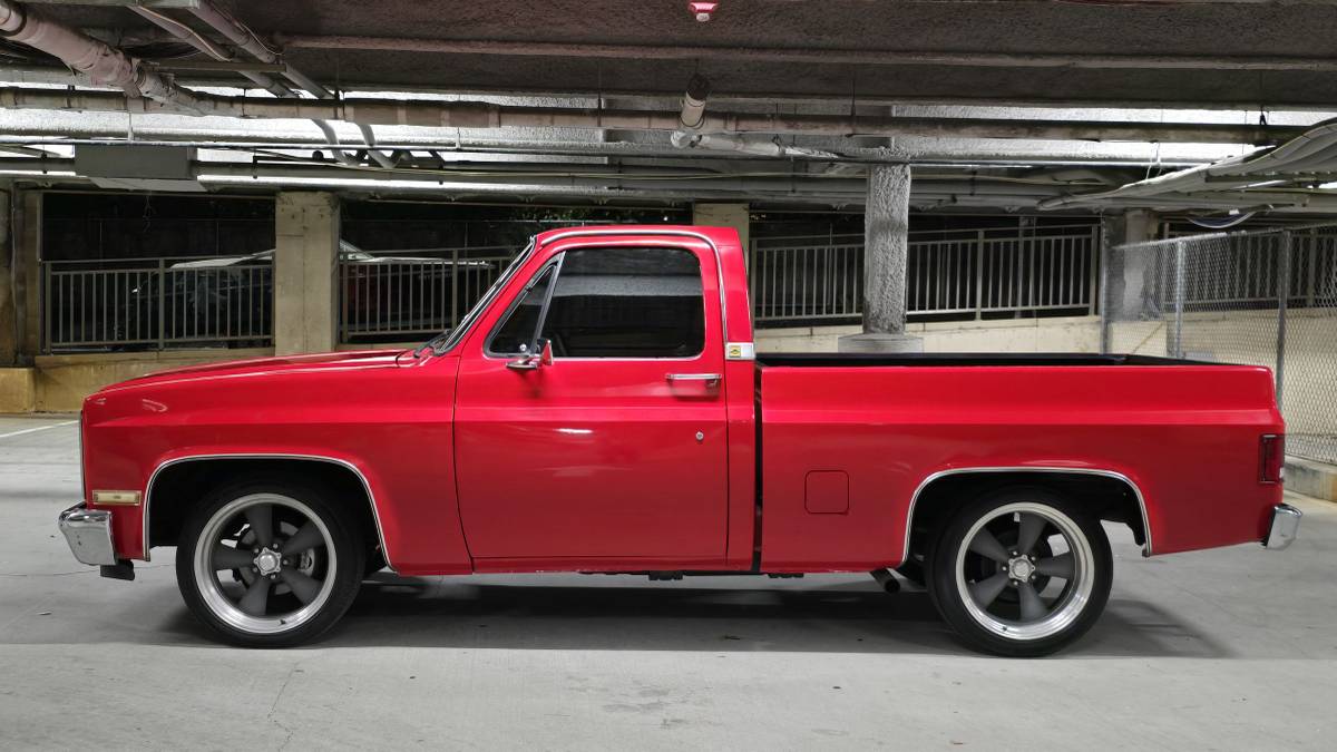 Chevrolet-C10-1985-1