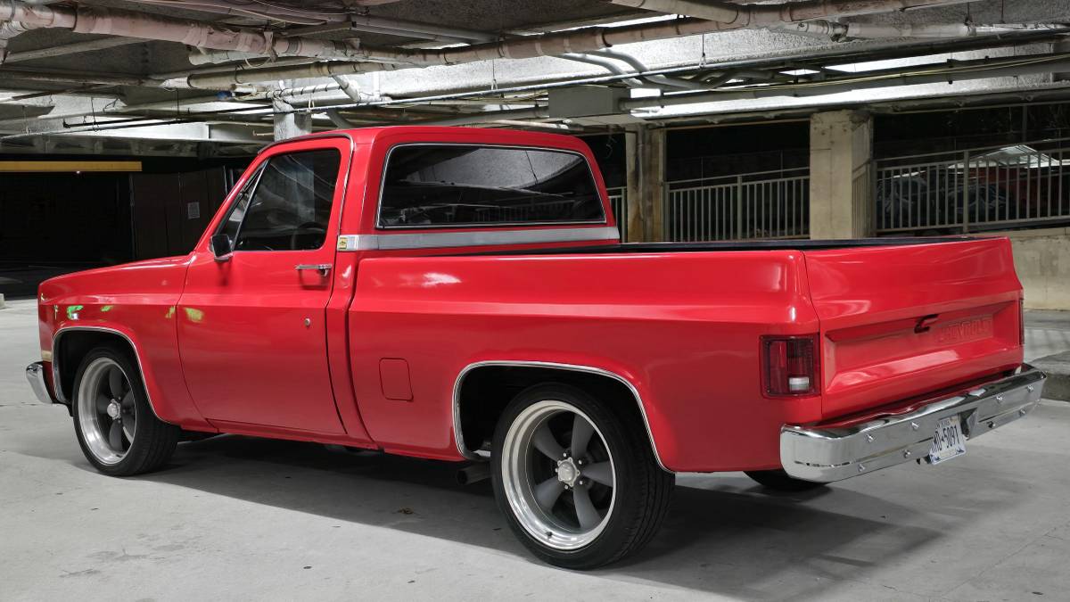 Chevrolet-C10-1985-3