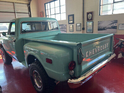 Chevrolet-C10-Pickup-1968-3