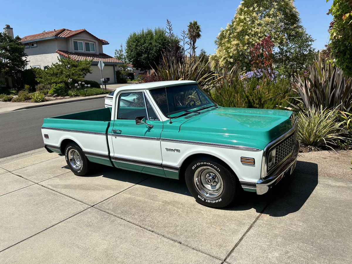 Chevrolet-C10-custom-1971