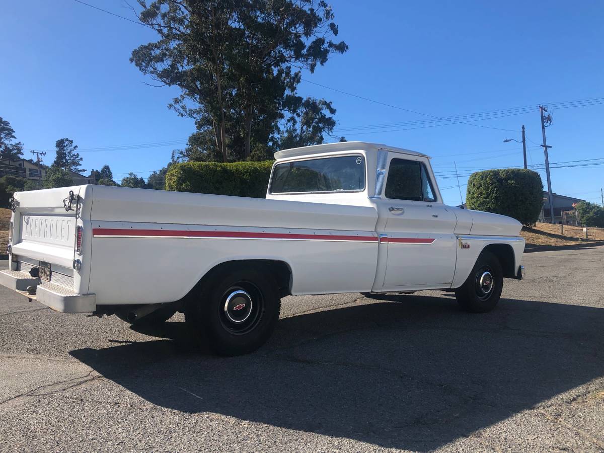 Chevrolet-C10-longbed-truck-1966-4