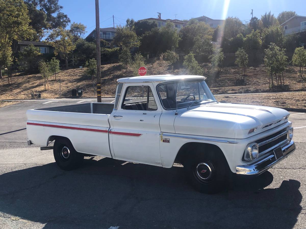 Chevrolet-C10-longbed-truck-1966-5