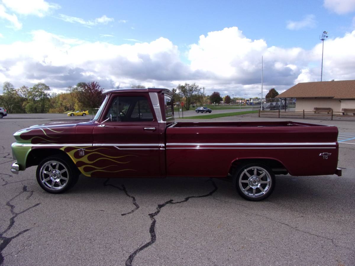 Chevrolet-C10-pickup-1966-2