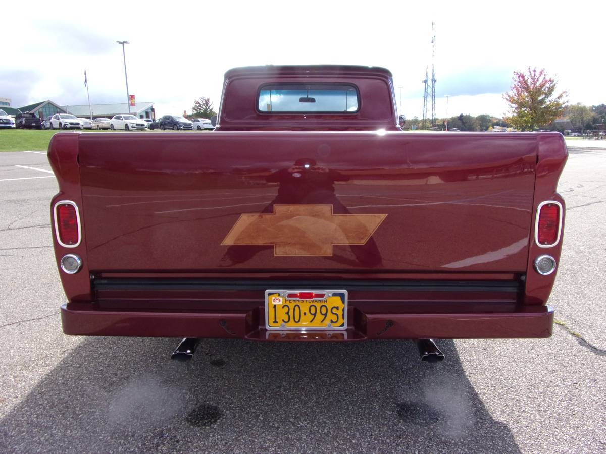 Chevrolet-C10-pickup-1966-7