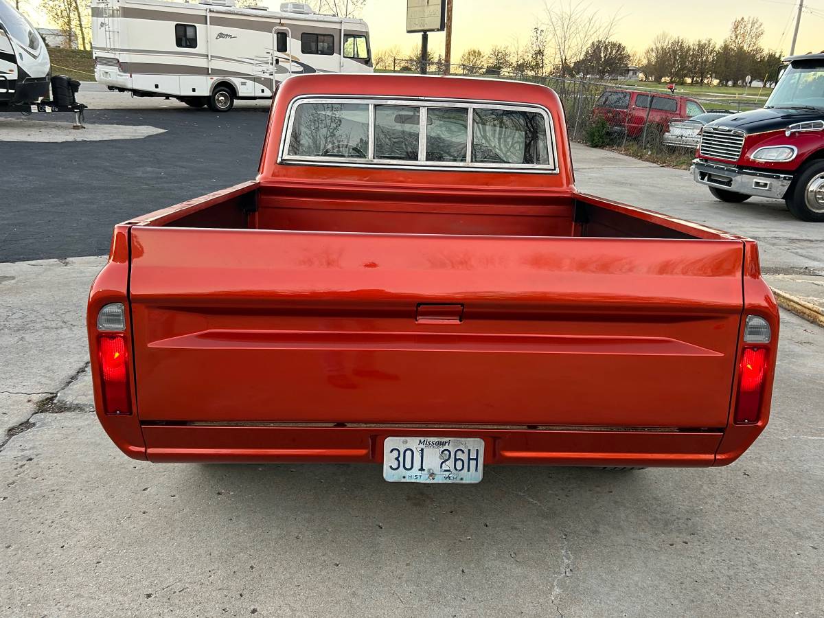 Chevrolet-C10-pickup-1970-11