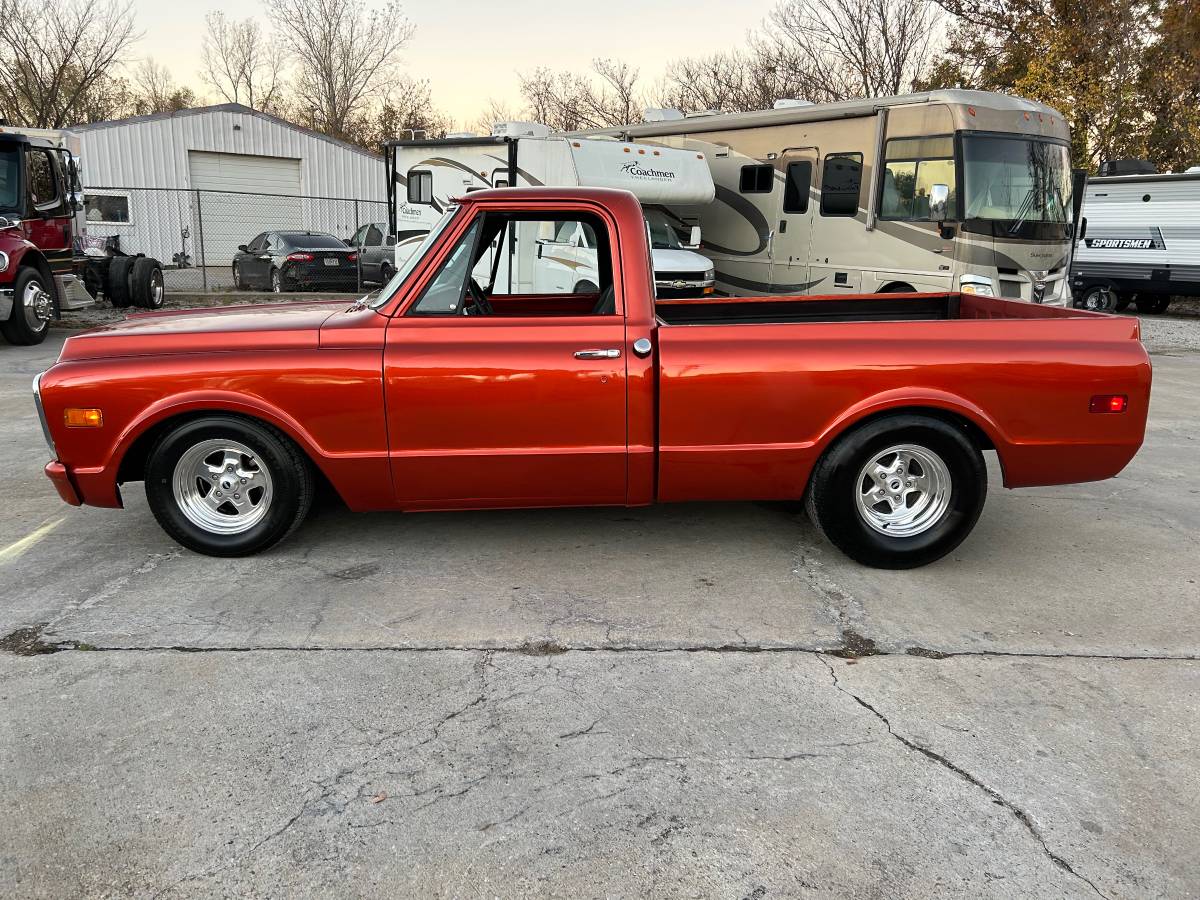 Chevrolet-C10-pickup-1970-8