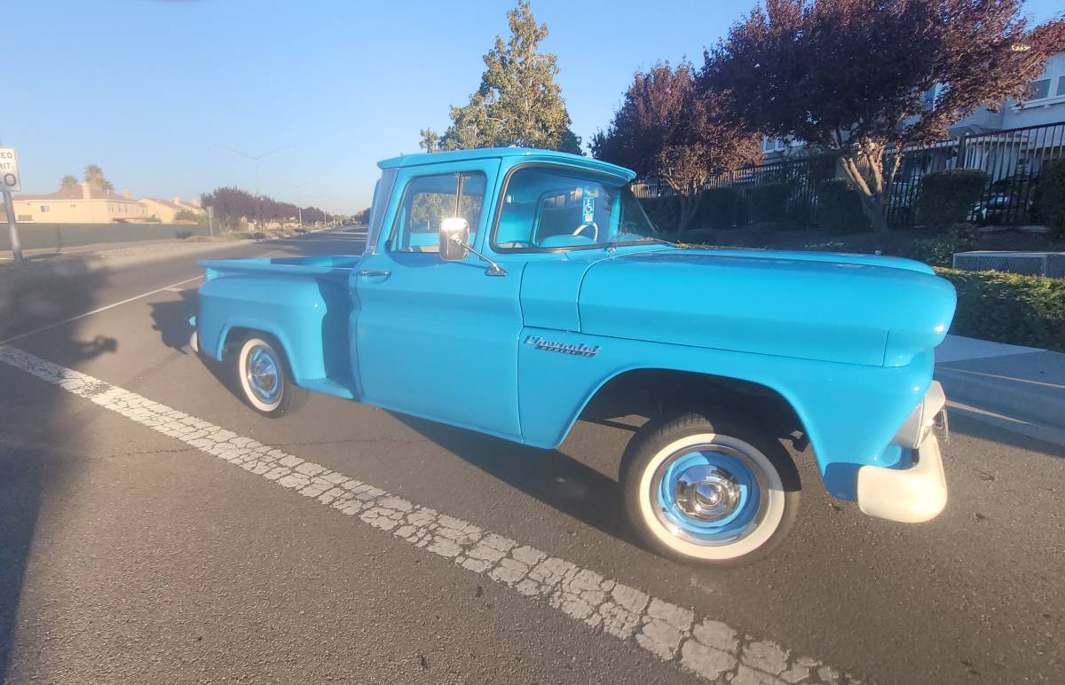 Chevrolet-C10-truck-1960-2