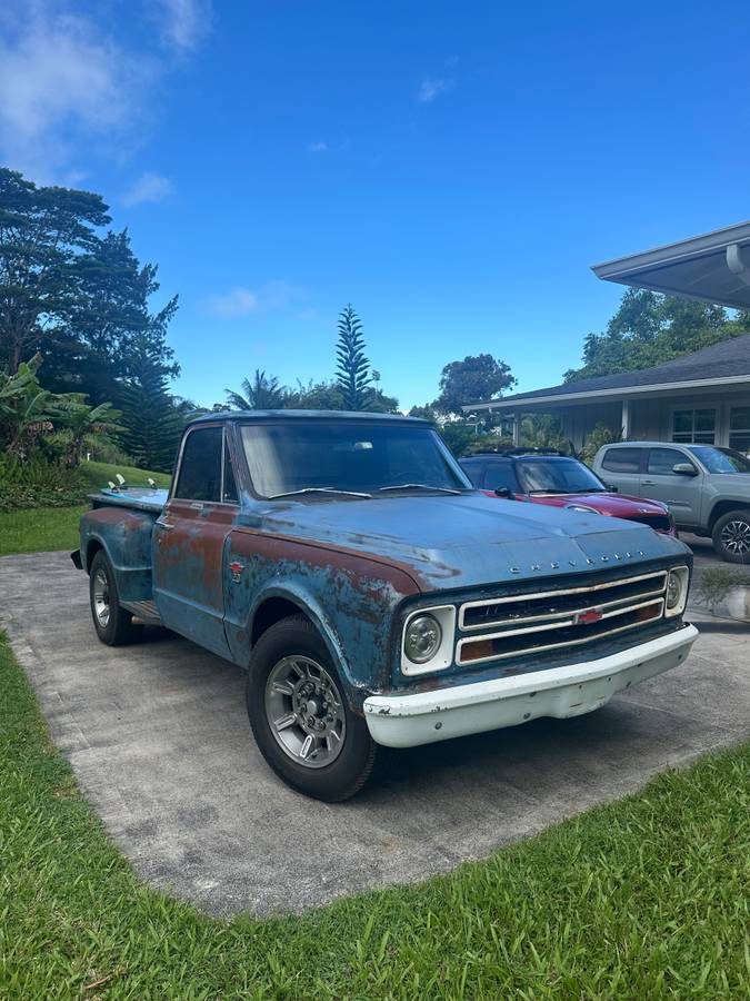 Chevrolet-C20-1967-3