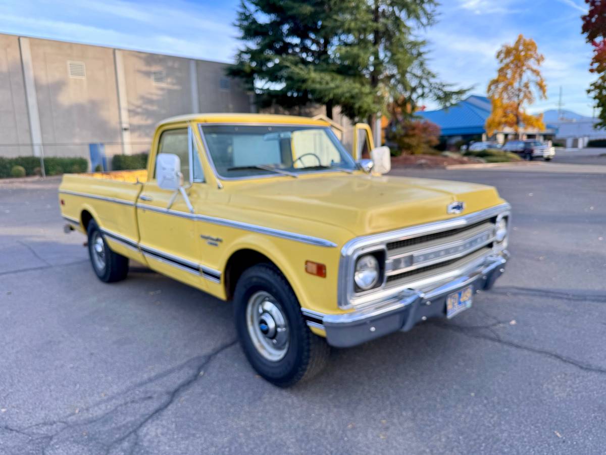 Chevrolet-C20-1969-3