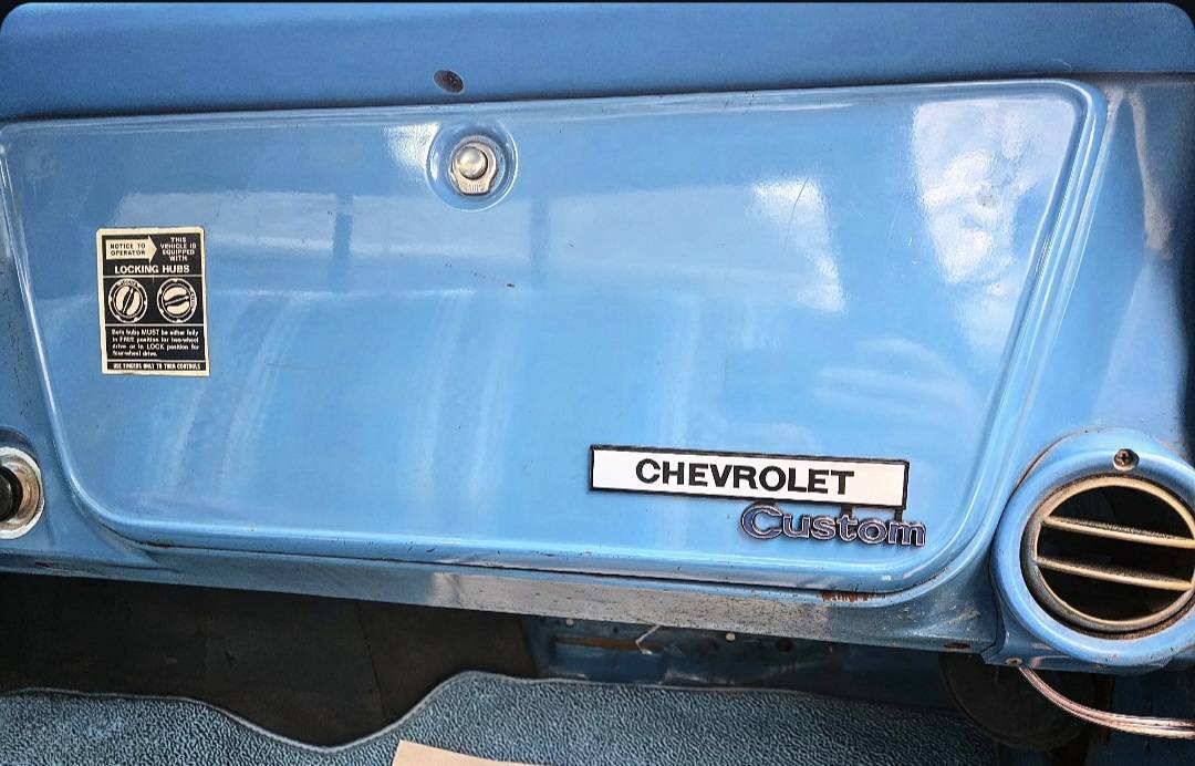 Chevrolet-C20-1971-18