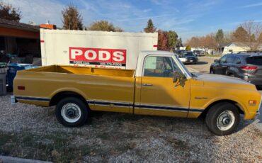 Chevrolet-C20-three-quarter-ton-pickup-1972-2