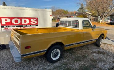 Chevrolet-C20-three-quarter-ton-pickup-1972