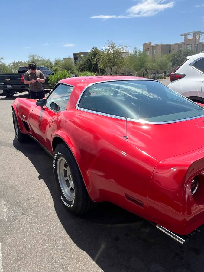 Chevrolet-C3-corvette-1979-10