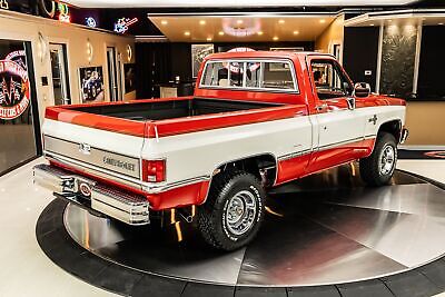 Chevrolet-CK-Pickup-1500-Pickup-1984-12