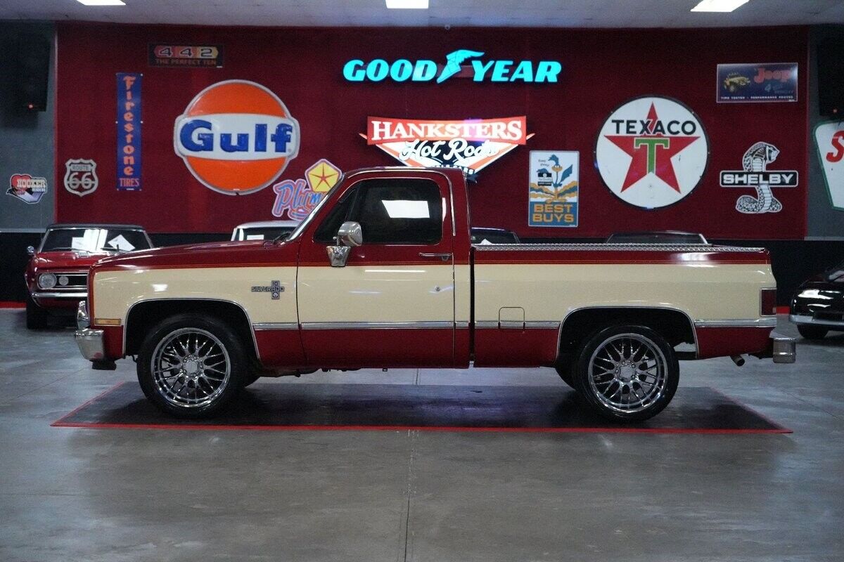 Chevrolet-CK-Pickup-1500-Pickup-1987-3