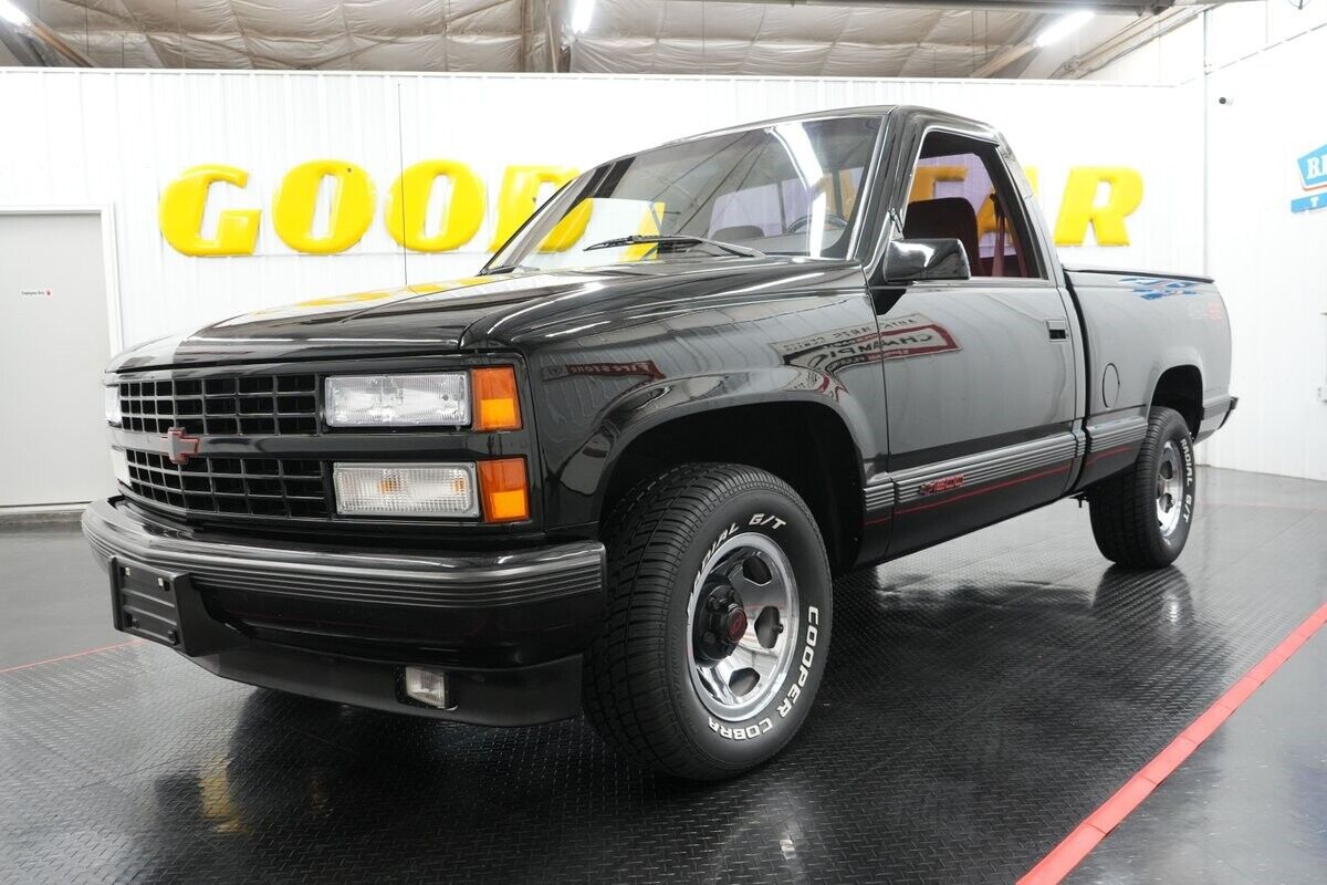 Chevrolet-CK-Pickup-1500-Pickup-1990-1