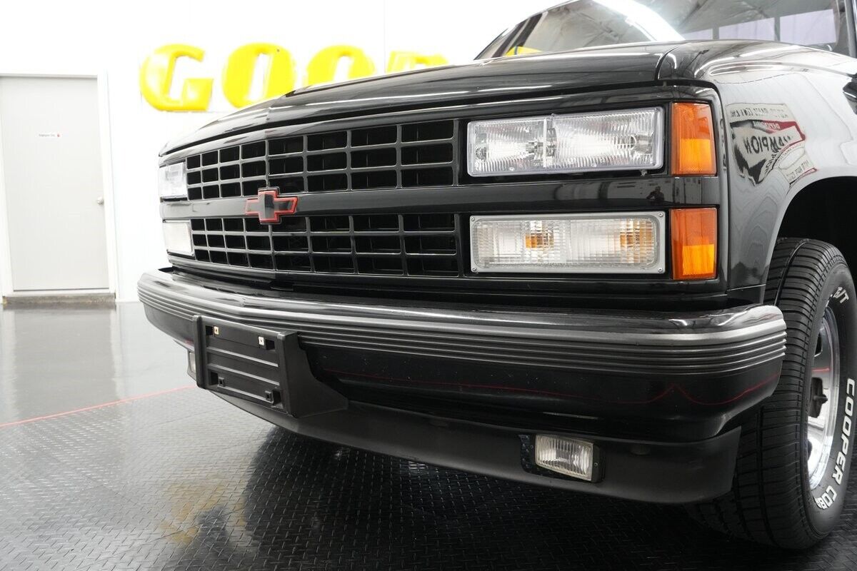 Chevrolet-CK-Pickup-1500-Pickup-1990-29