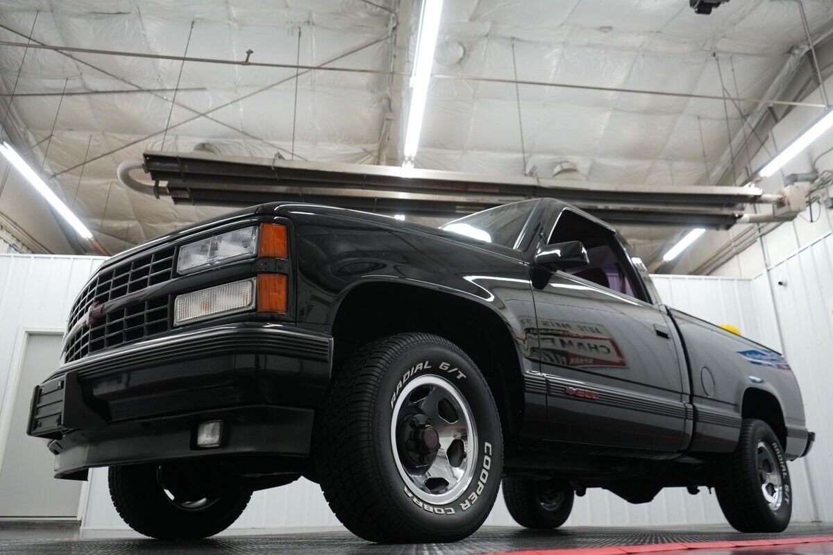 Chevrolet-CK-Pickup-1500-Pickup-1990-36