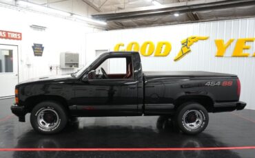 Chevrolet-CK-Pickup-1500-Pickup-1990-4