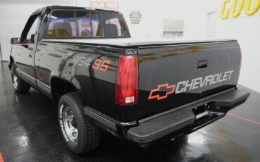 Chevrolet-CK-Pickup-1500-Pickup-1990-6