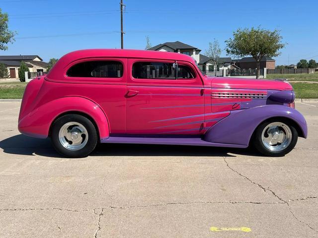 Chevrolet-COUPE-1938-4