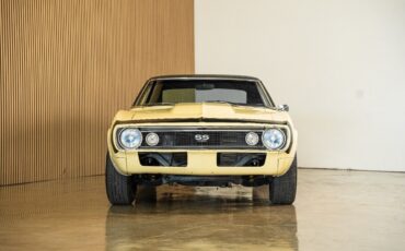 Chevrolet-Camaro-1967-1