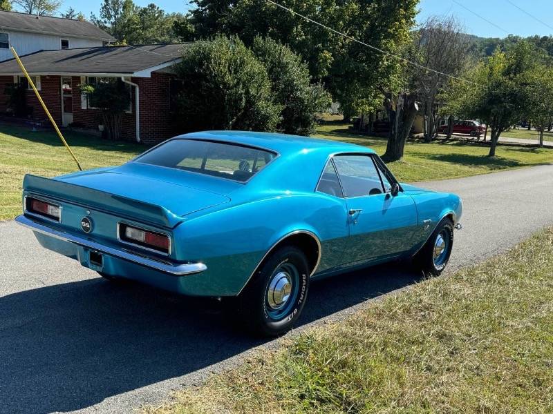 Chevrolet-Camaro-1967-21