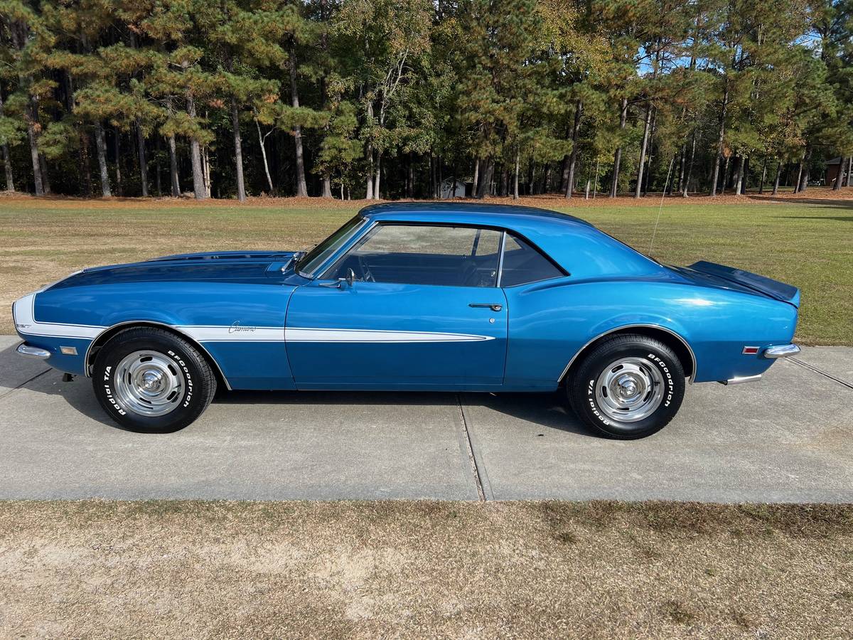 Chevrolet-Camaro-1968-1