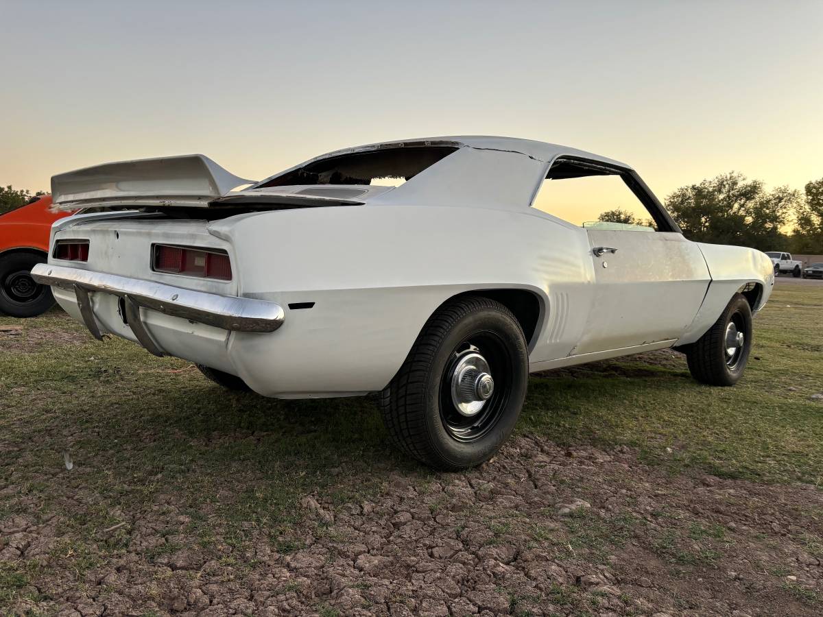 Chevrolet-Camaro-1969-1