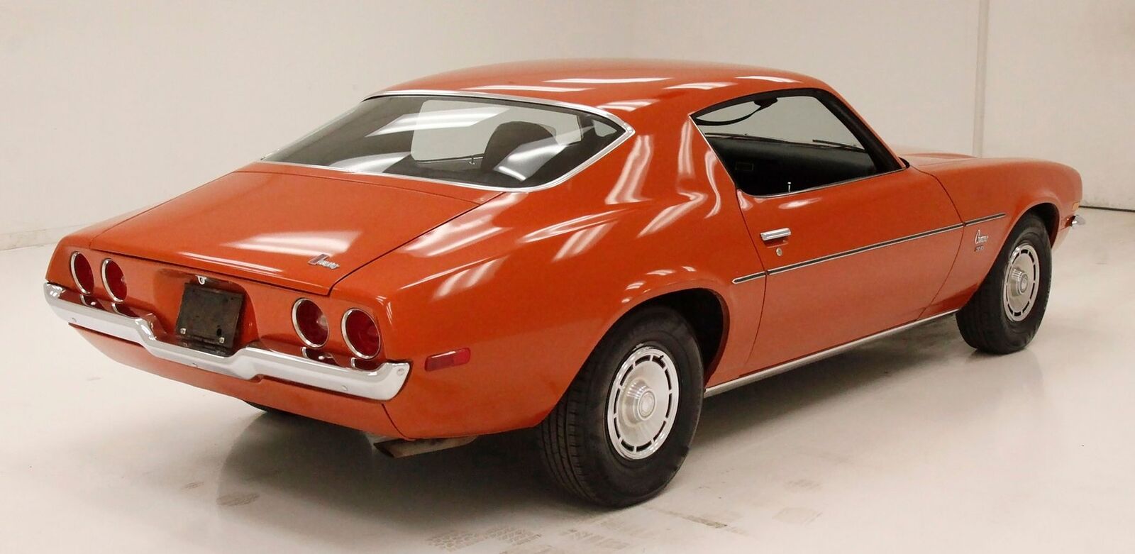 Chevrolet-Camaro-1972-3