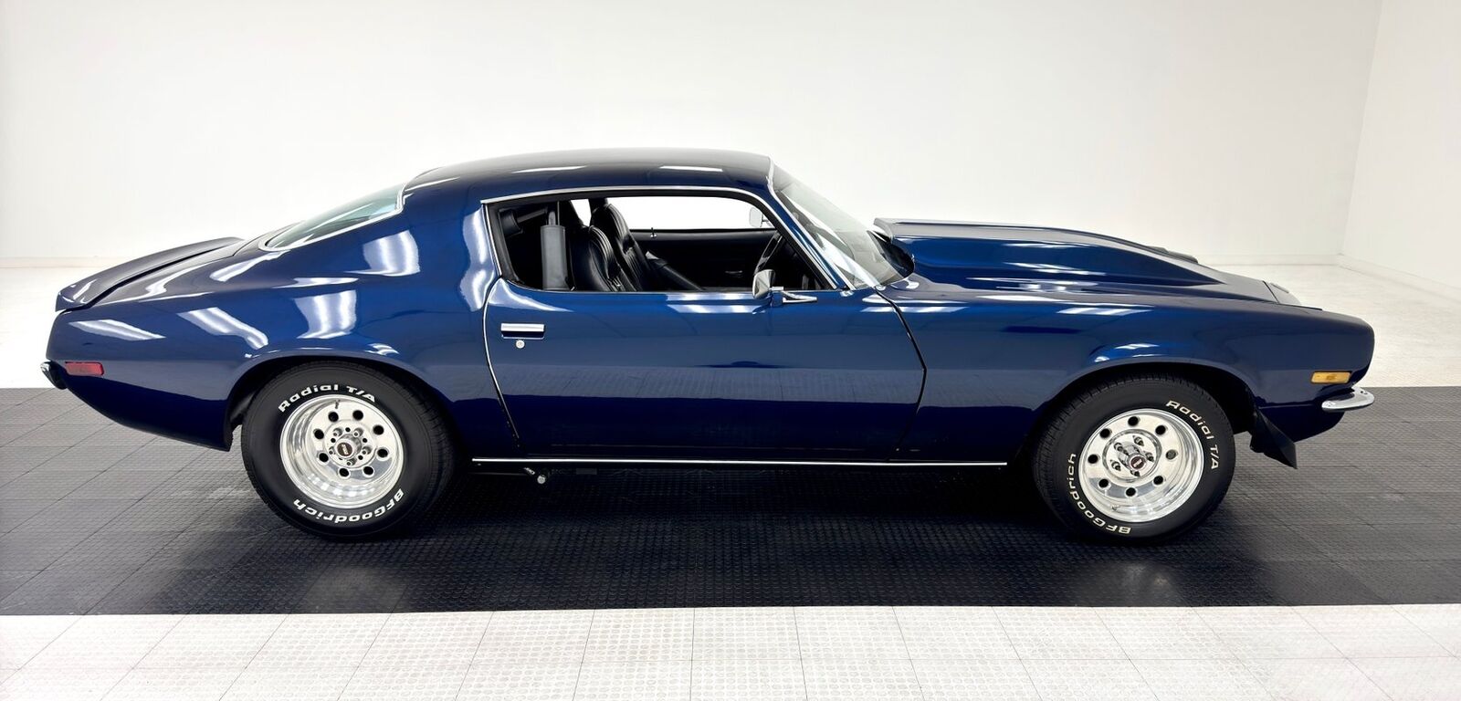 Chevrolet-Camaro-1972-5