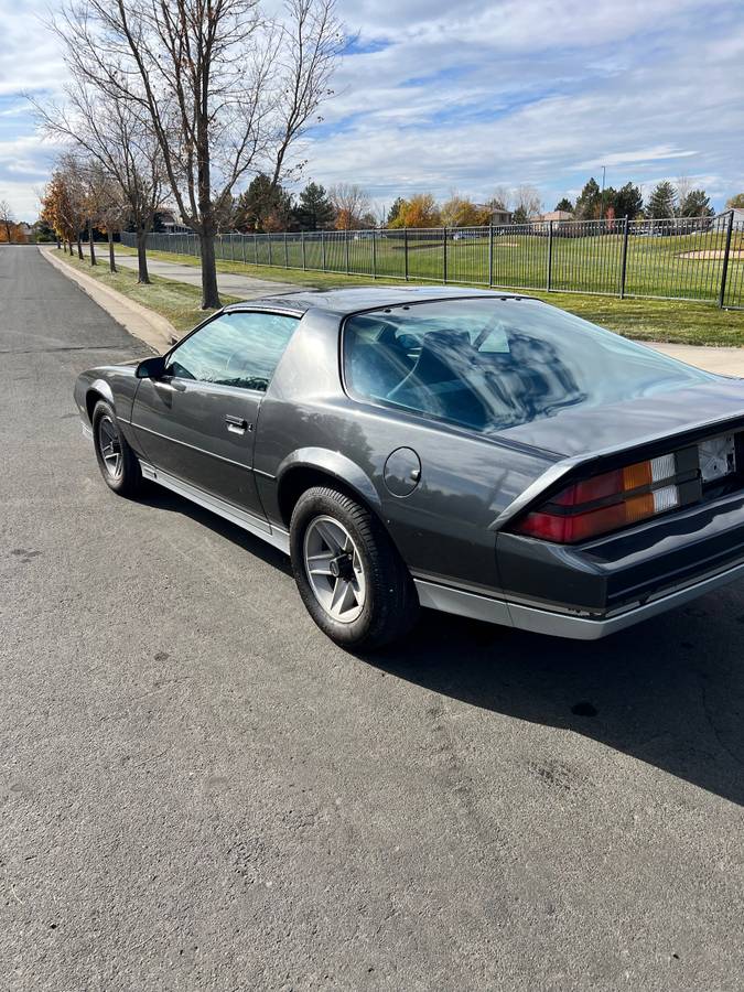 Chevrolet-Camaro-1982-3