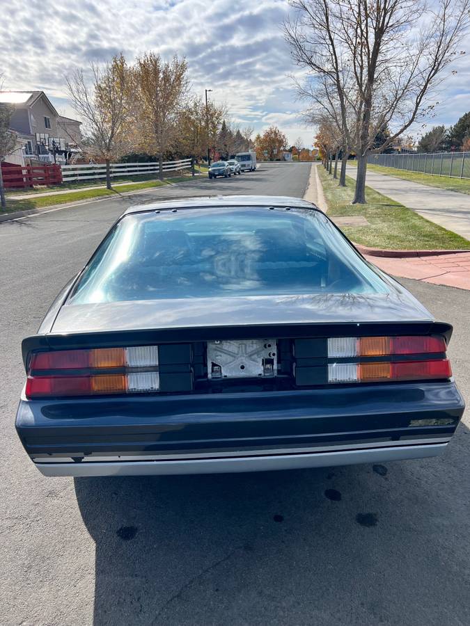 Chevrolet-Camaro-1982-4