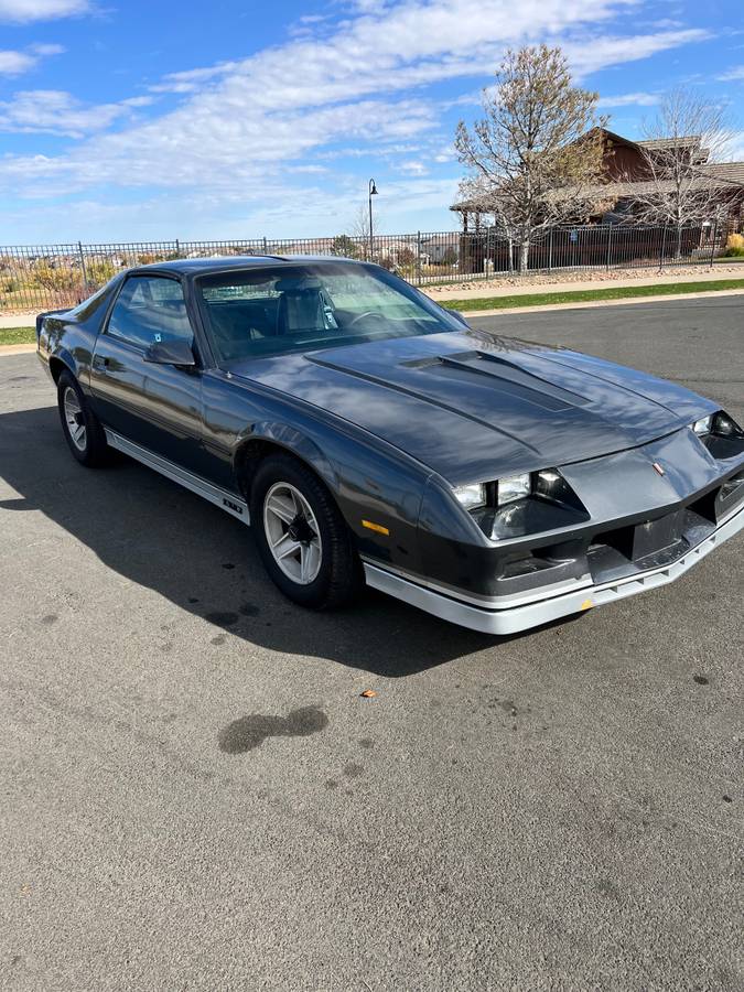 Chevrolet-Camaro-1982