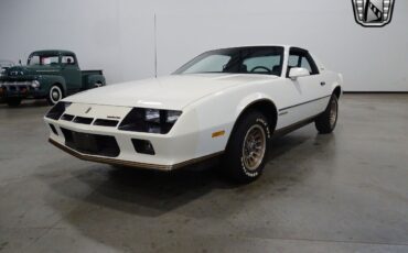 Chevrolet-Camaro-1984-2