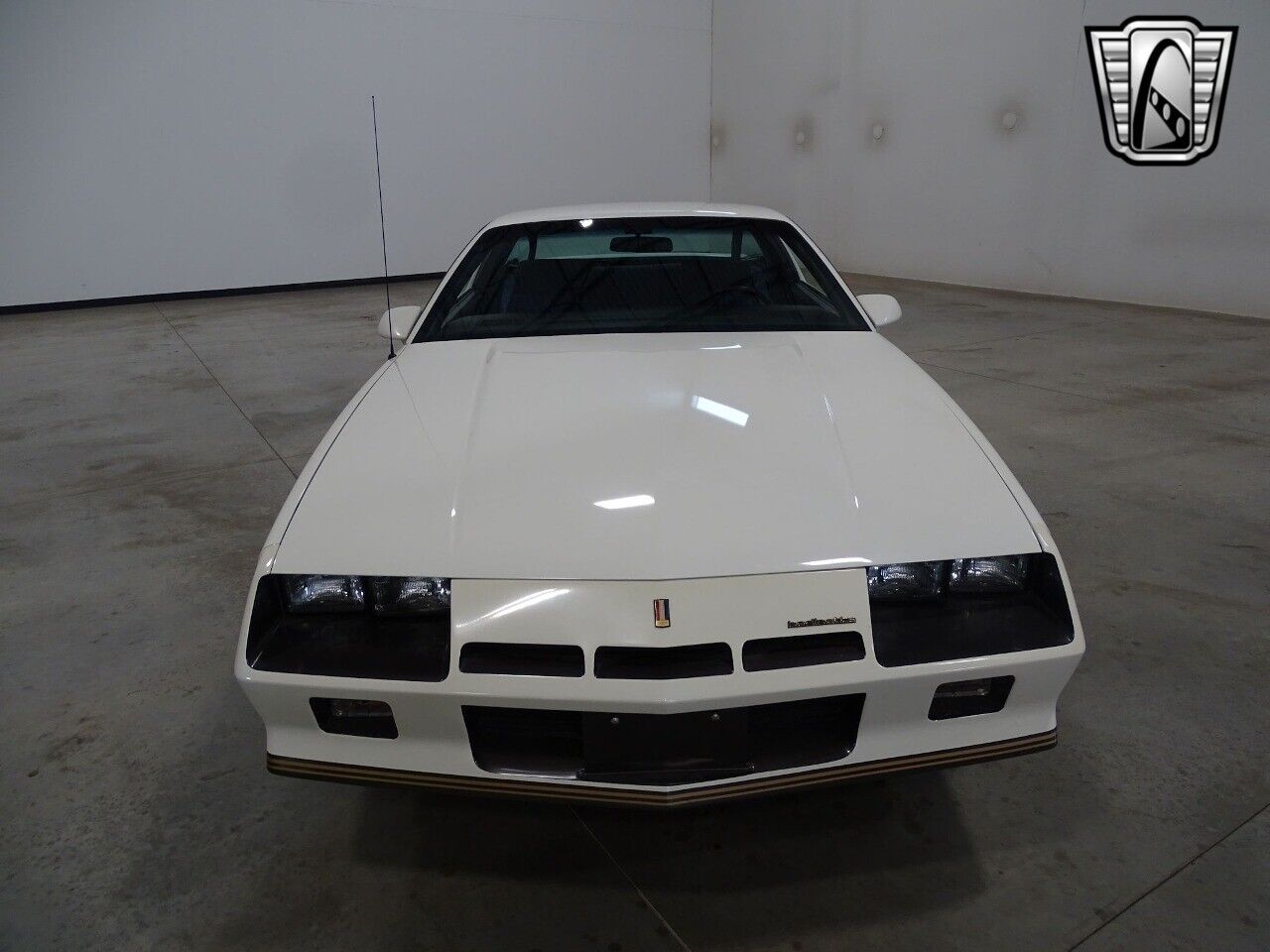 Chevrolet-Camaro-1984-4