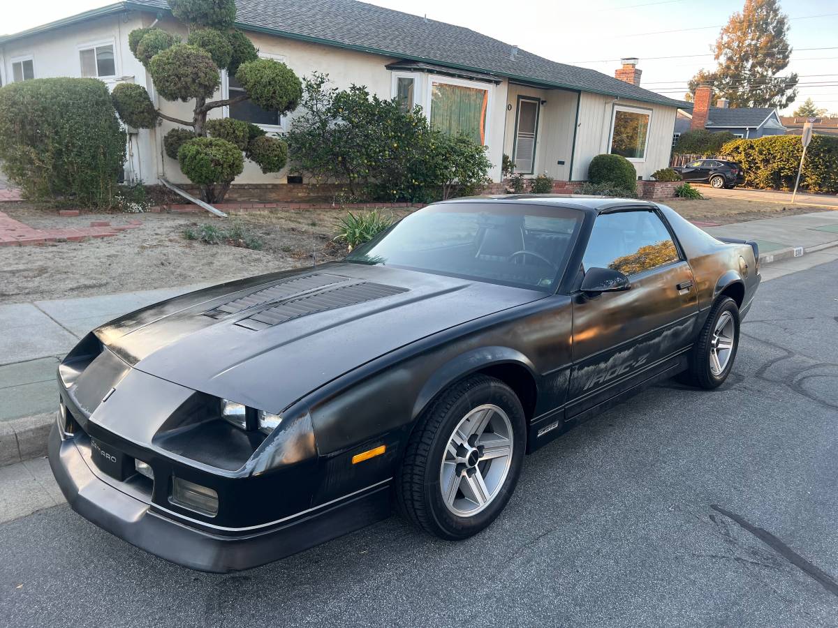 Chevrolet-Camaro-1986-1