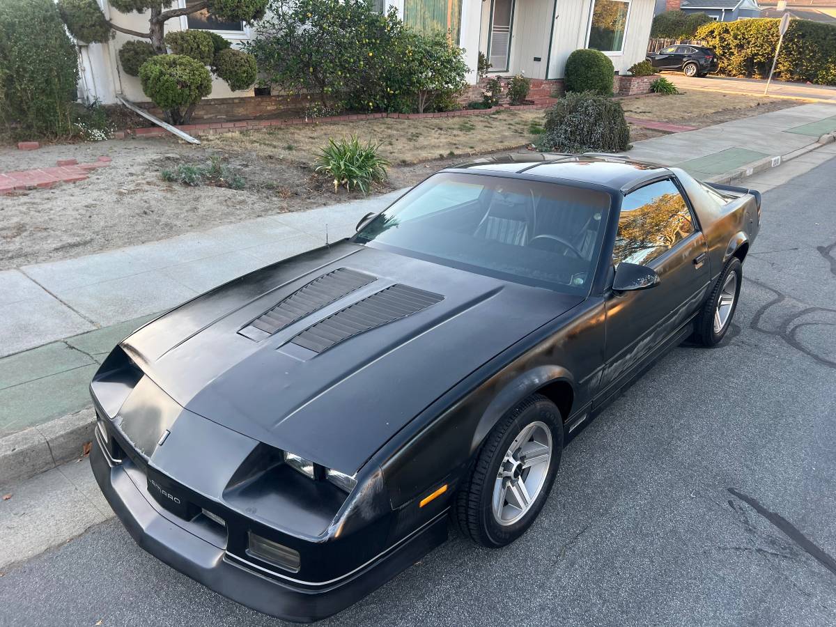 Chevrolet-Camaro-1986-2