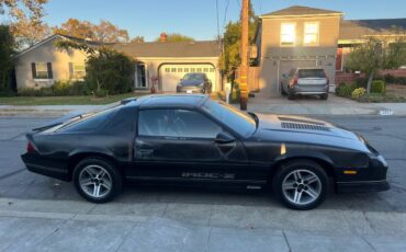 Chevrolet-Camaro-1986-4