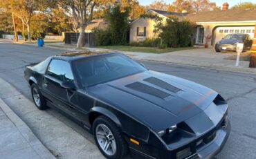 Chevrolet-Camaro-1986-5