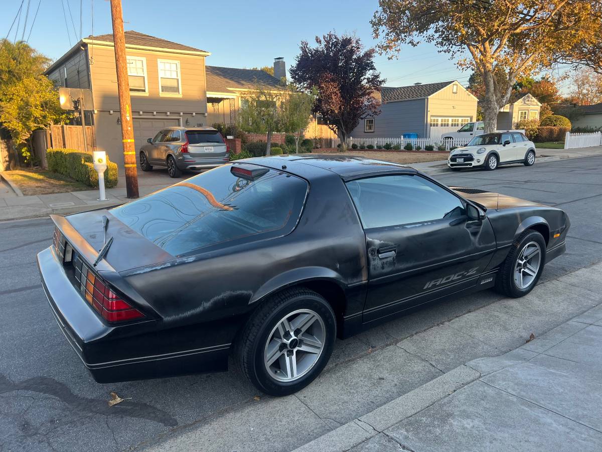 Chevrolet-Camaro-1986-6