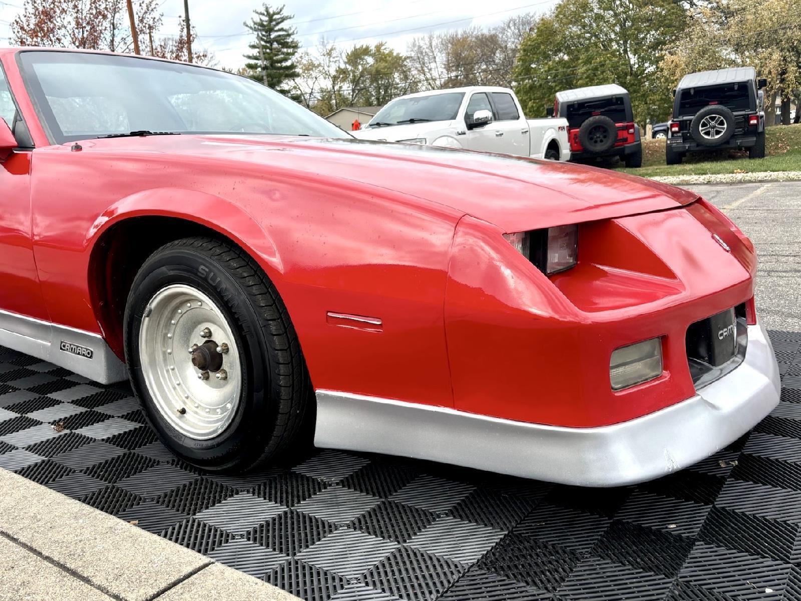 Chevrolet-Camaro-1988-10